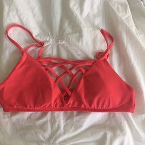 L*SPACE Bikini Top xs NWOT